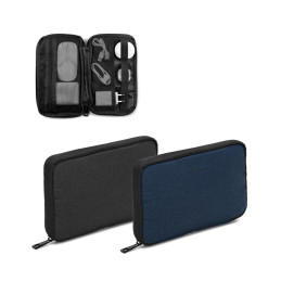 DALLAS BAG. Sacoche en polyester recyclé haute densité 600D avec compartiment principal spacieux pour les accessoires technologi